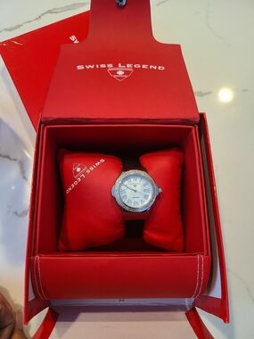 Swiss Legend South Beach Women's Stainless Watch in Red Box-new battery